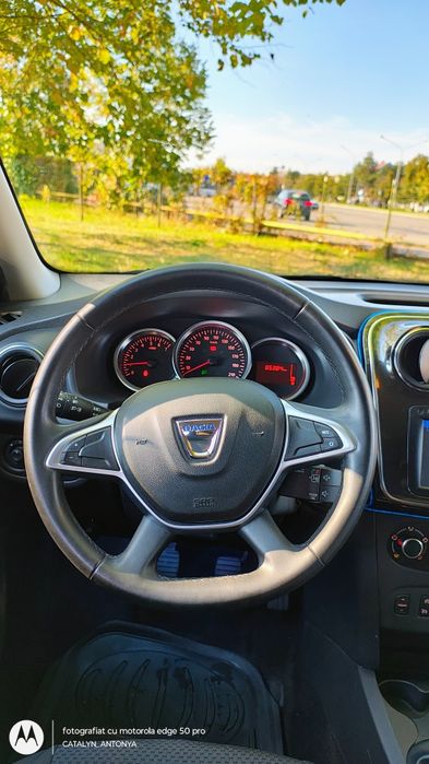 Vând Dacia Logan full 2017 proprietar