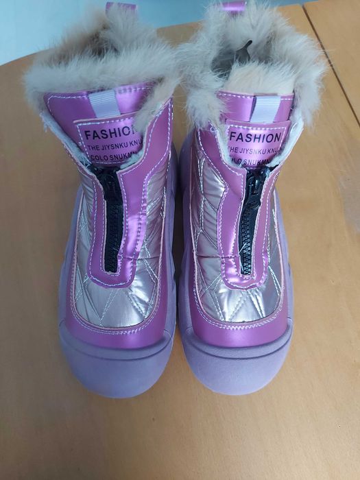 Водоустойчиви, изолирани ботуши за сняг във винтидж стил