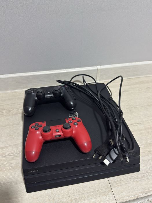 PS4 pro 1TB в отличном состоянии