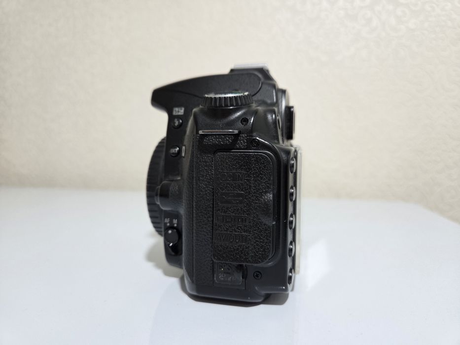 Nikon D90 (BODY)