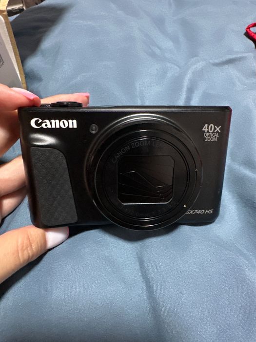 Canon PowerShot sx740 HS