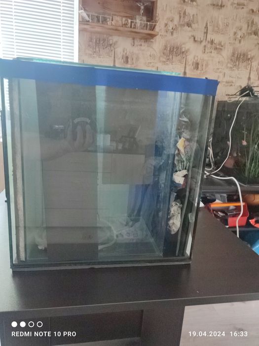 Аквариум 25 и 48 литра  със стъклени къпаци