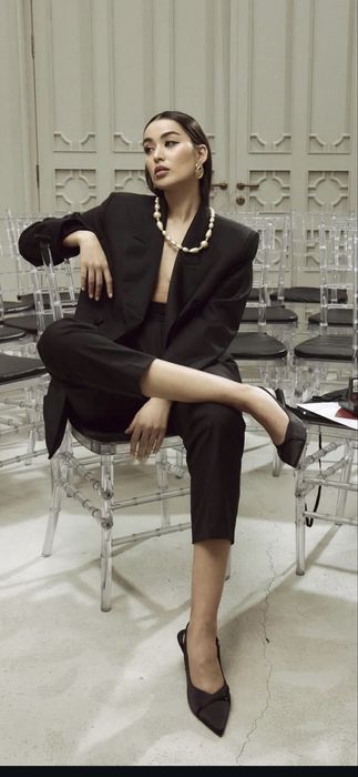 Костюм от Monochrome M