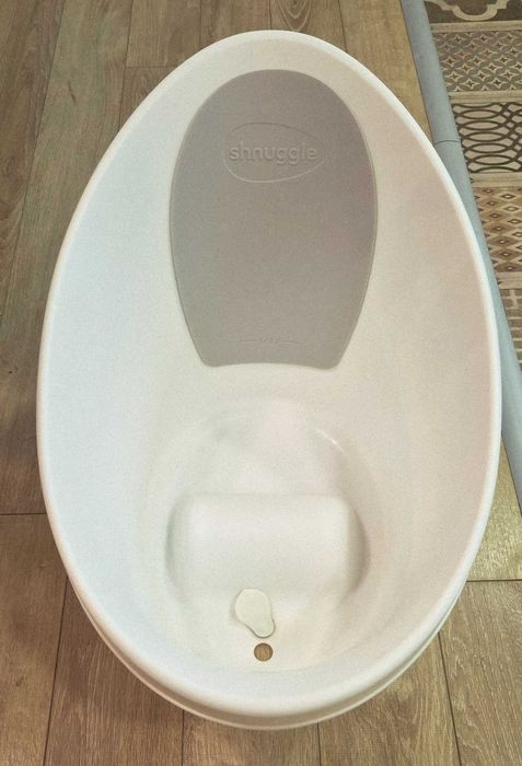 Бебешка ваничка Shnuggle