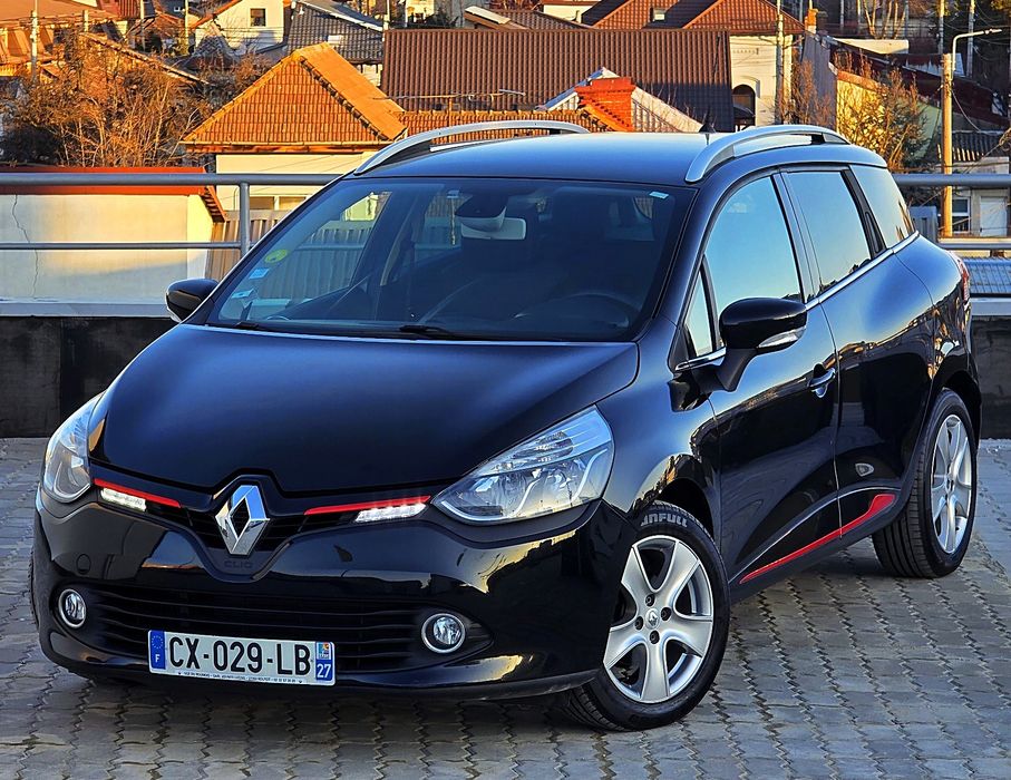 Reanault Clio-Navigatie-Clima-1.5dci