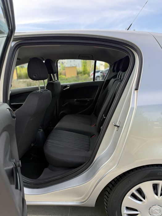 Opel Corsa 2008 cutie Automata revizi efectuate in reprezentanta !