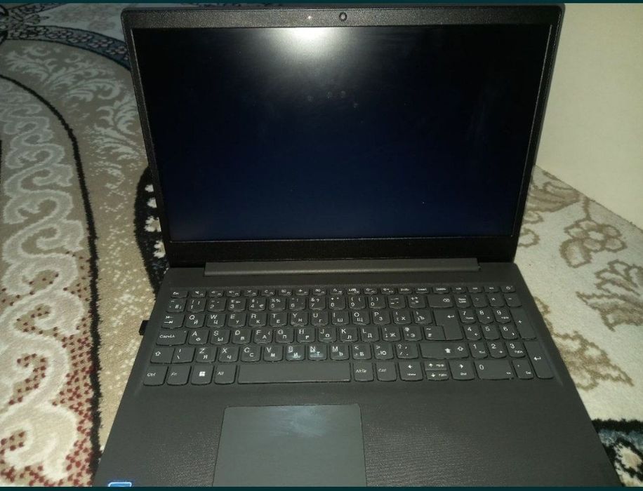 Noutbuk Kampyuter 320GB Sotiladi