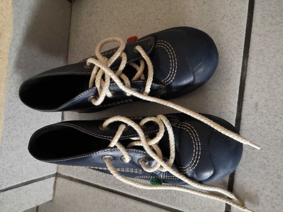 Боти за момче Kickers