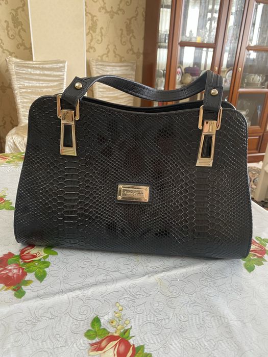 Продаются женские сумки