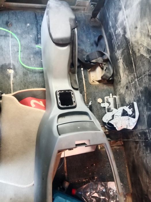 Консоль,бар,борода Газ 31105 ,3110