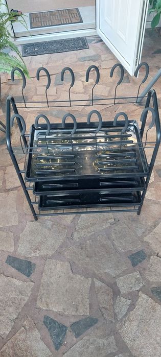 Етажерка за обувки