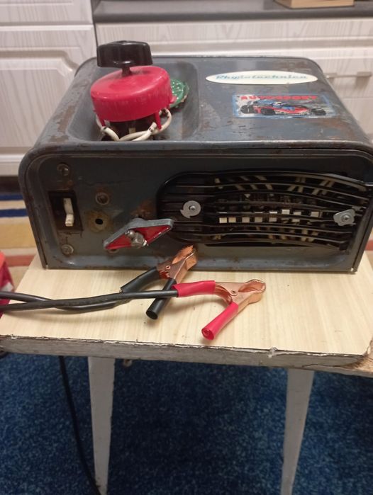 Зарядное устройство