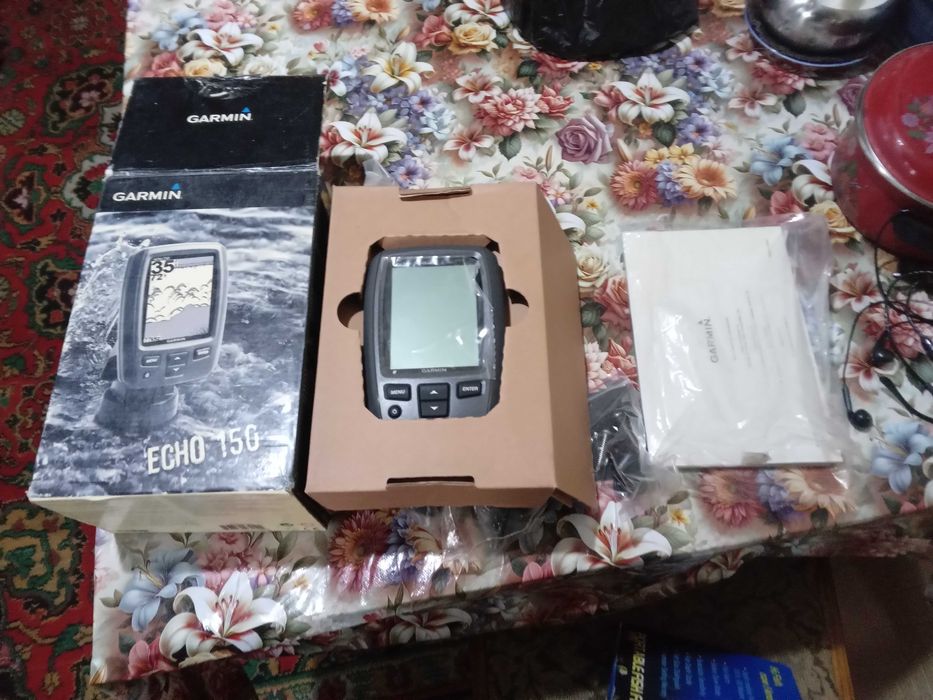 Продаю эхолот  Garmin echo 150