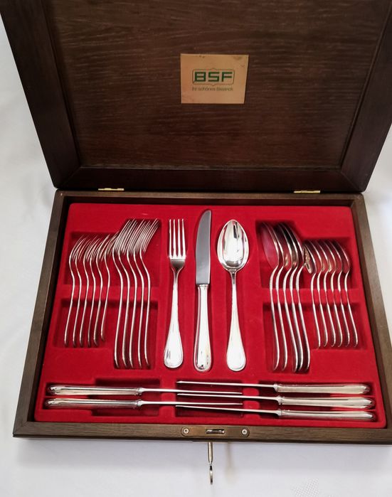 Tacamuri din argint masiv 800 nefolosite