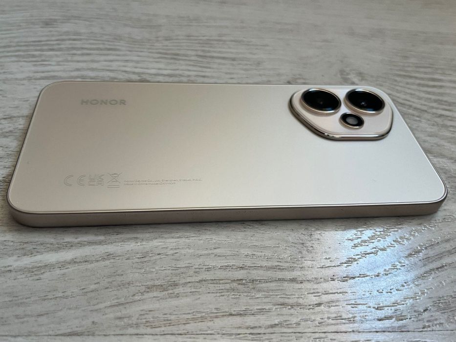 Honor 400 цвят - златист, 512 GB, Гаранция