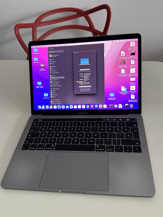 MacBook Pro 13  2017 | i5 3.1GHz | 8GB RAM | 256GB SSD | 4 Thunderbolt