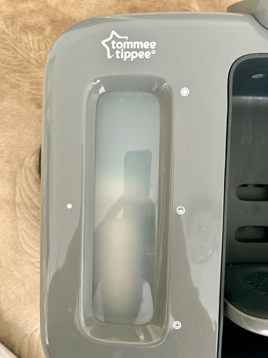 Машина за адаптирано мляко Tommee Tippee