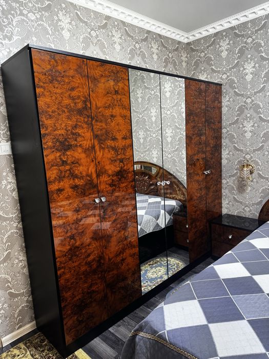 Продам шифоньер 218*200