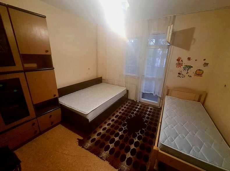 Дава се под наем Двустаен апартамент в Бургас, Славейков - 66 кв.м за 178.5 € - Снимка #2