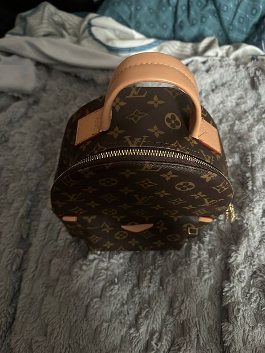 Vand ghiozdan Louis Vuiton