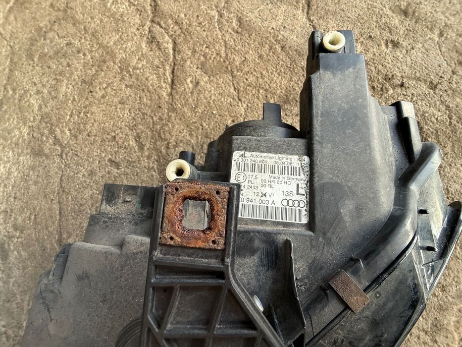 Ляв фар за Ауди Audi A4 B8 Обикновен 8k0941003