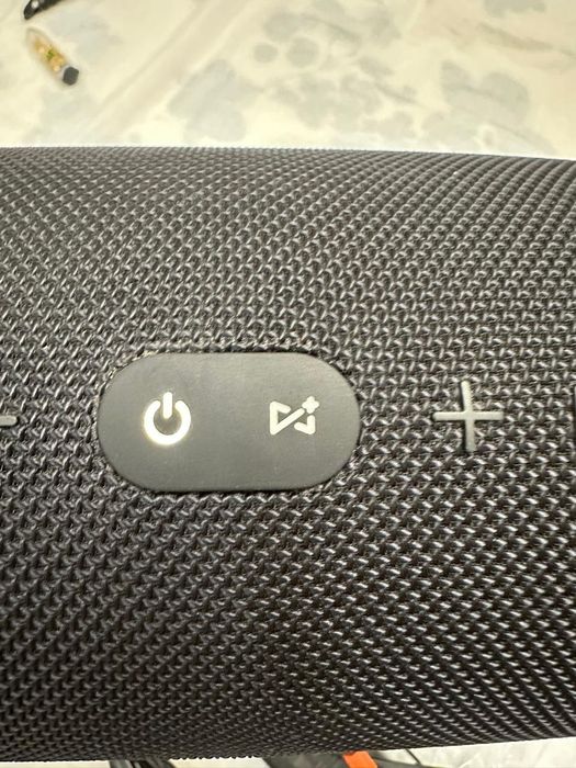 Продам JBL Xtreme 2