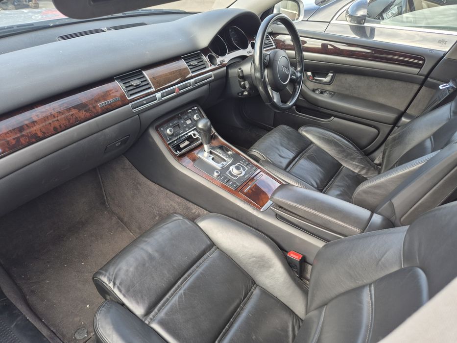 Dezmembram Audi A8 D3 2004 3.0tdi ASB Automat Quattro