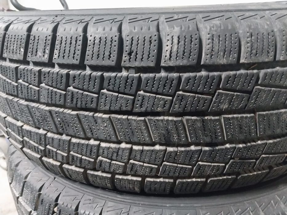 Продам зимние шины