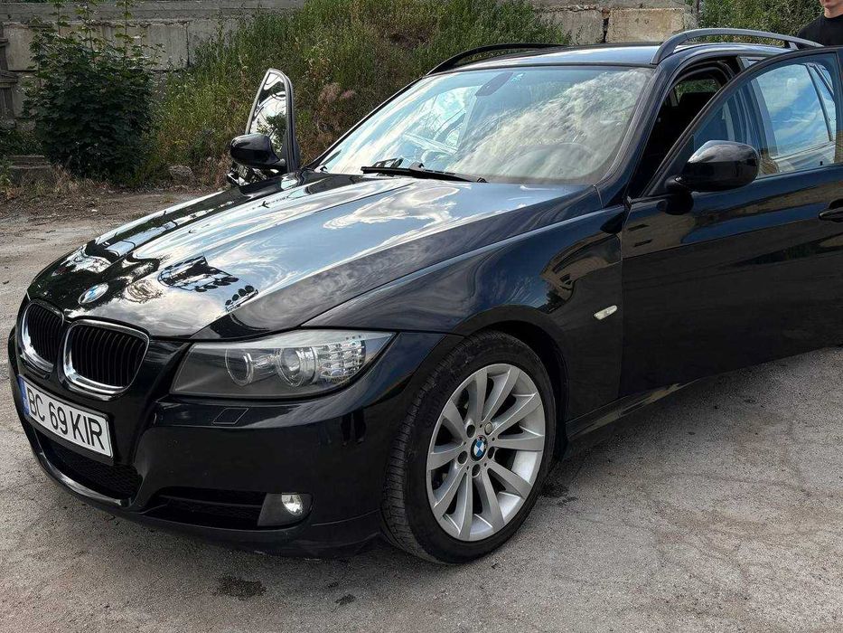 BMW E91 320d 177 CP – stare excelentă, întreținut complet