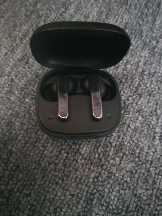 Casti jbl live pro 2