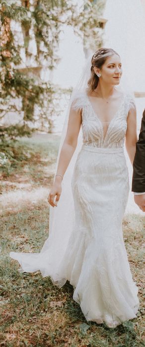 Rochie de mireasă cu trena amplă