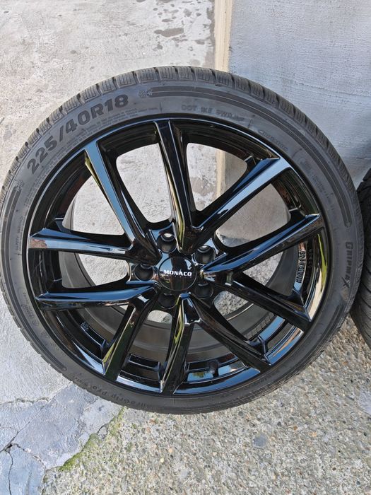 Jante aliaj 18 "plus una de 16"