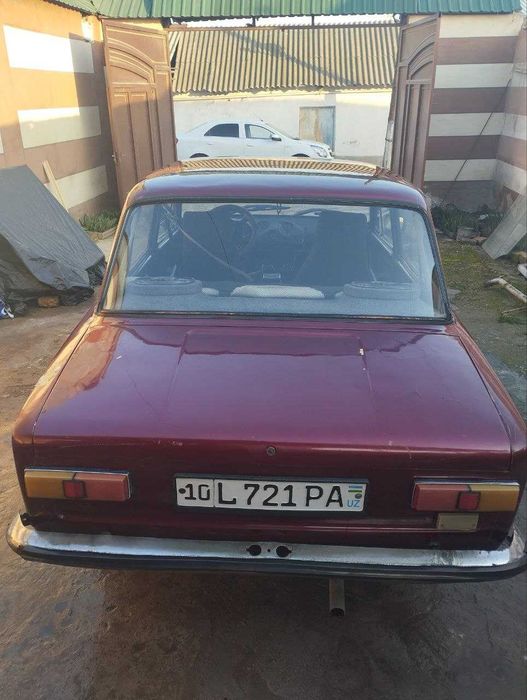 Gaz 2101 srochna sotiladi