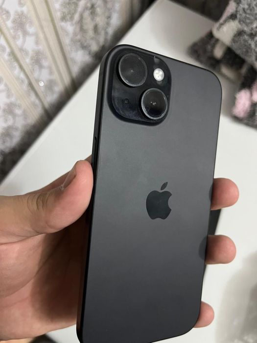 Продам Iphone 15 128gb