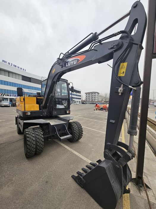 Экскаватор 75талик Автомат