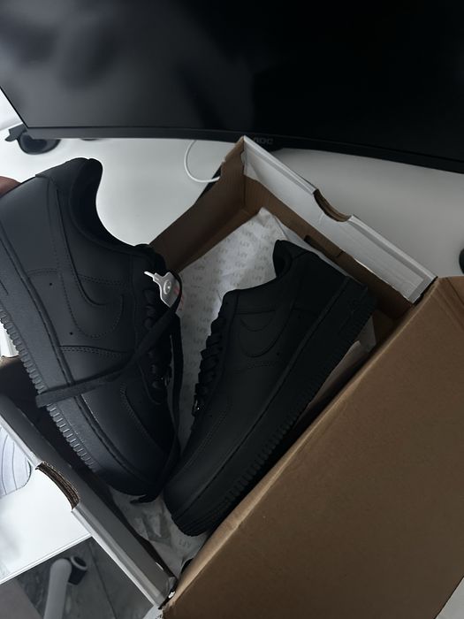 air force 1 negrii marimea 42
