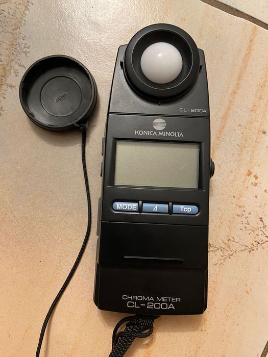 Chroma Meter CM-200 A