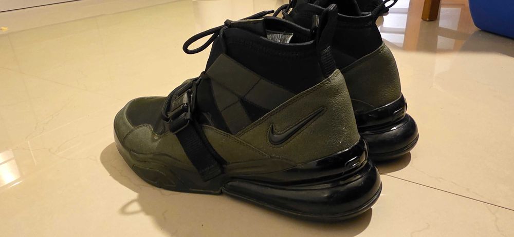 Nike Air Force 270 Utility