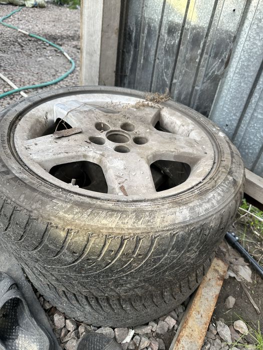 Продам шины с дисками на 17