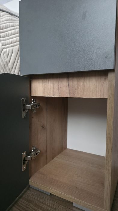 Продаю стол письменной