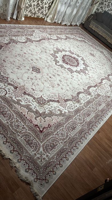 Ковёр продам в хорошем состоянии