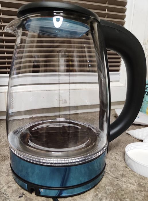 Электрический чайник 2 литра, подсветка, закаленное стекло