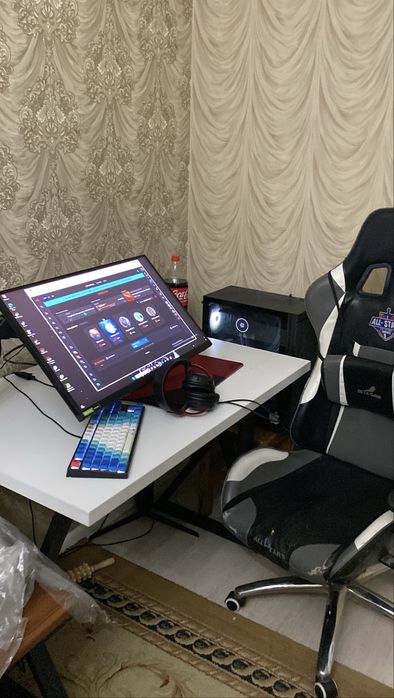 Продаю монитор 240гц