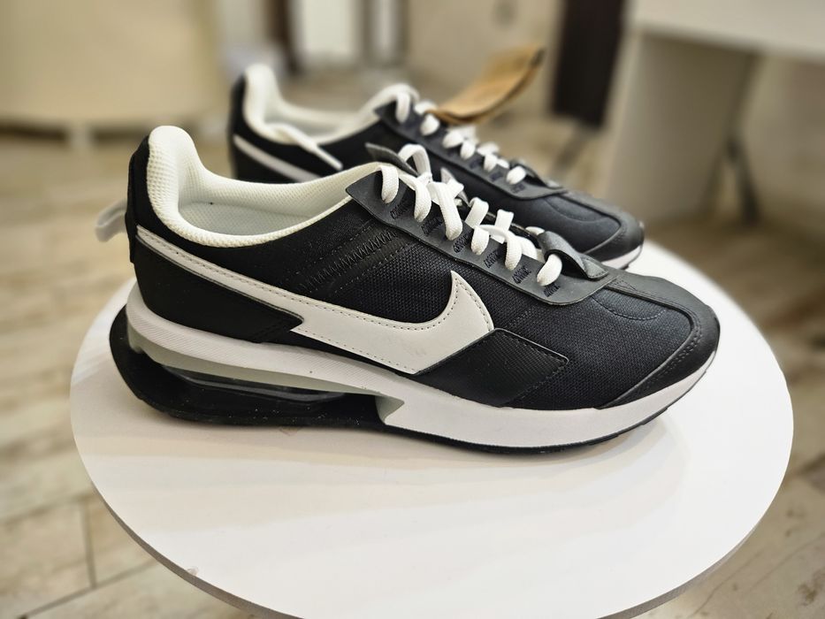 Nike Air Max Pre-Day (noi, mărimea 40.5)