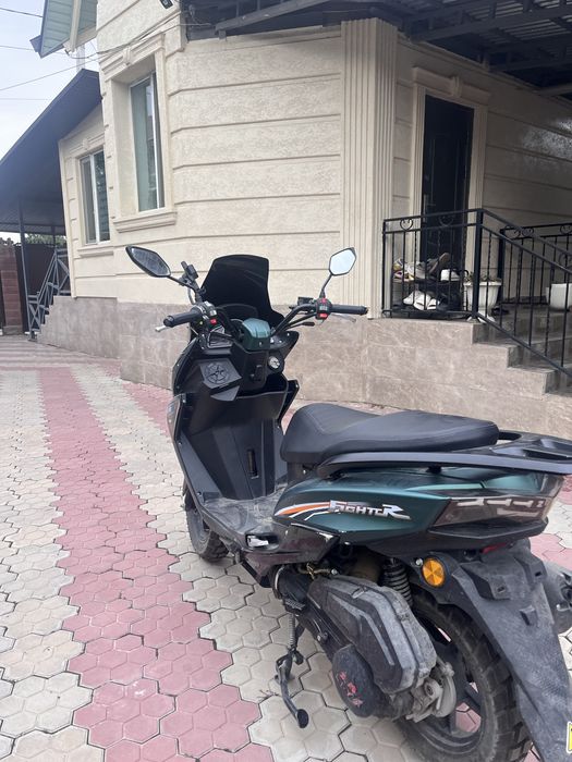 Мопед Maxi motor li ya