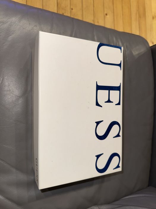 Високи токчета Guess