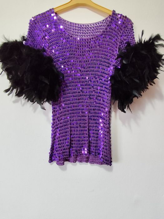 Bluza cu paiete și pene S