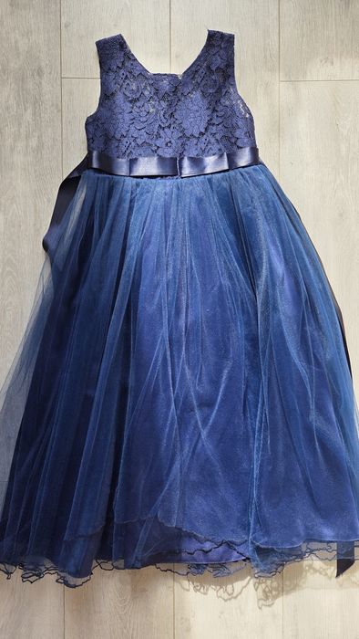 Платье на девочку 130 см