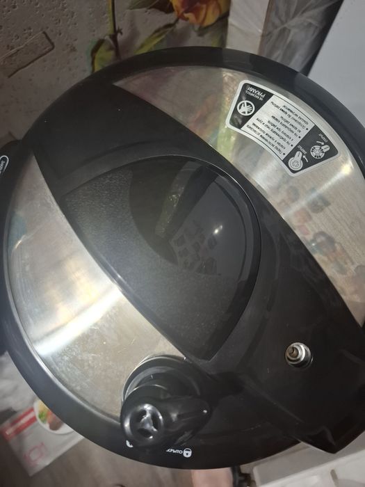 Продам мультиварку