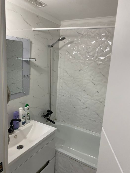 Продается 3ком. Кв. 11мкр.